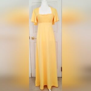 Vintage 1970s Yellow Maxi Dress Size S/M
